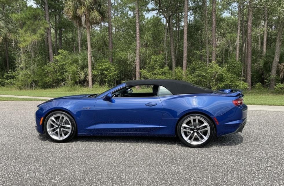 2021-chevrolet-camaro-convertible-B.jpg